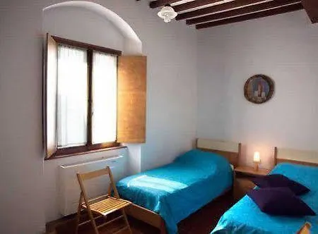 Fattoria Loppiano And Agriroom Regina Mundi 2* Incisa in Val d'Arno
