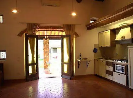 Fattoria Loppiano And Agriroom Regina Mundi Hotel 2*