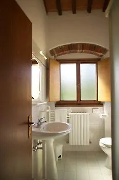 Fattoria Loppiano And Agriroom Regina Mundi Hotel