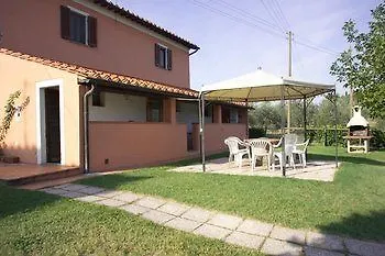 Fattoria Loppiano And Agriroom Regina Mundi Hotel 2*